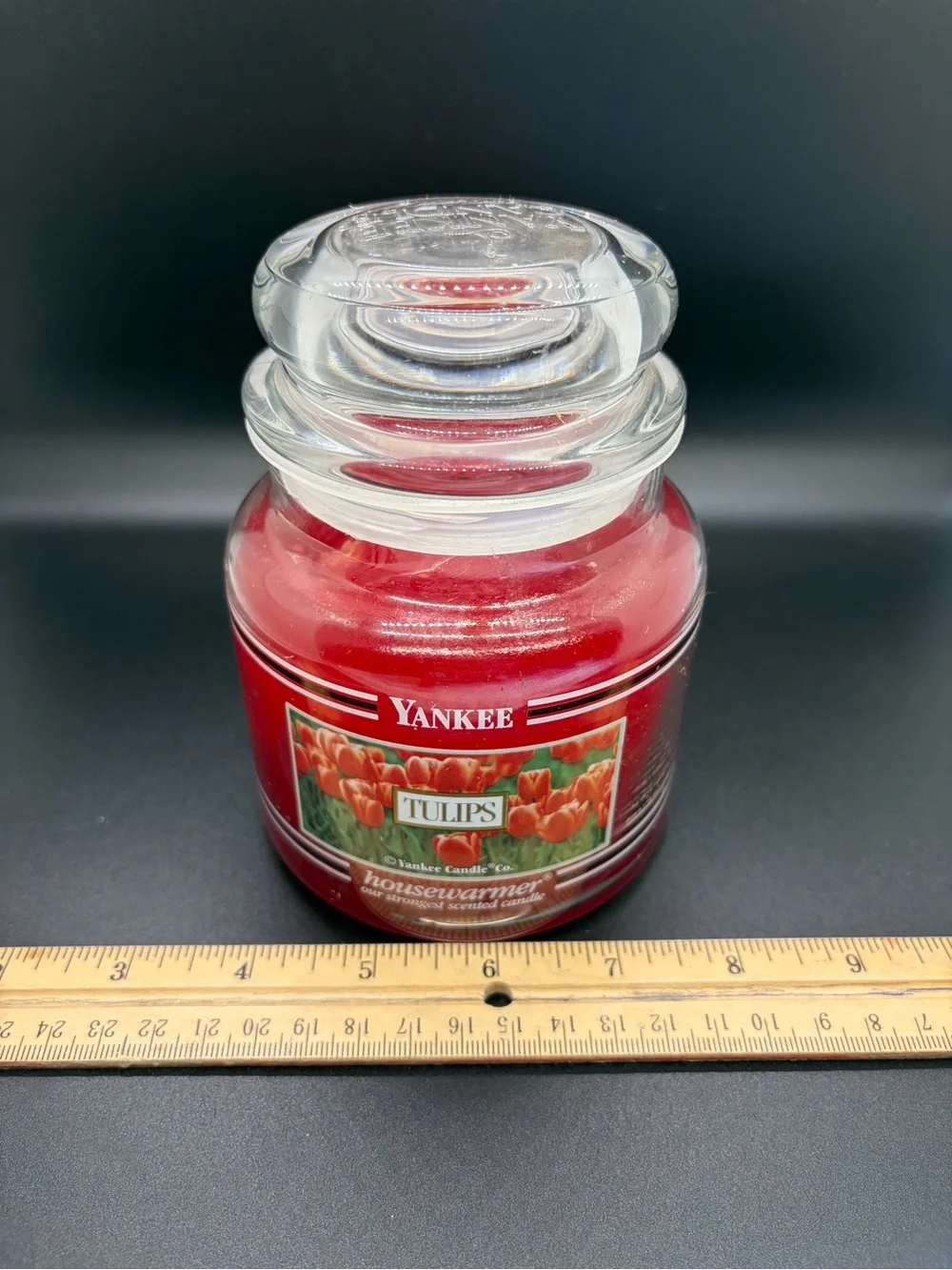 Yankee Candle Tulips 14.5 oz Housewarmer Rare Retired Red Floral Jar Candle